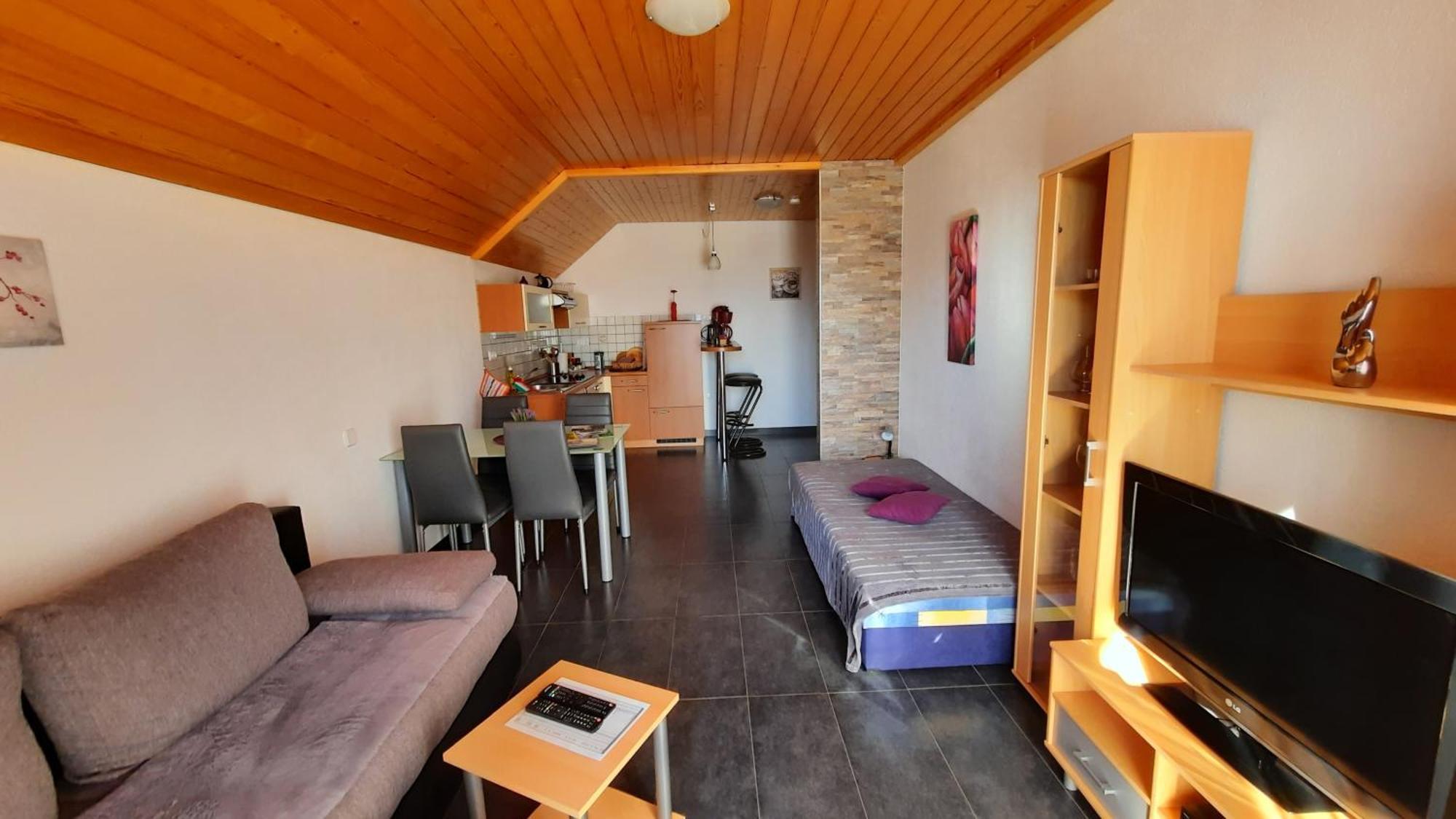 Haus Alexandra *